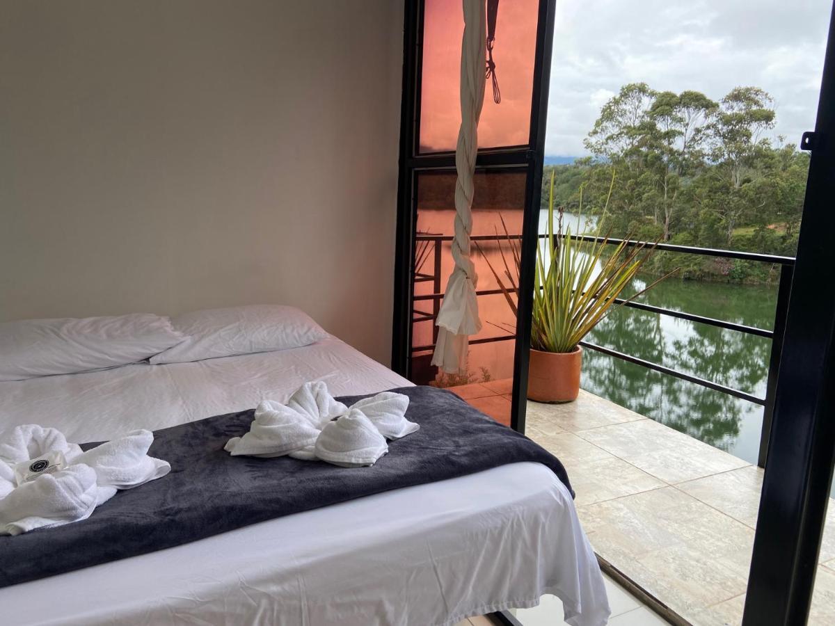 La Madriguera Hotel Guatape Bagian luar foto