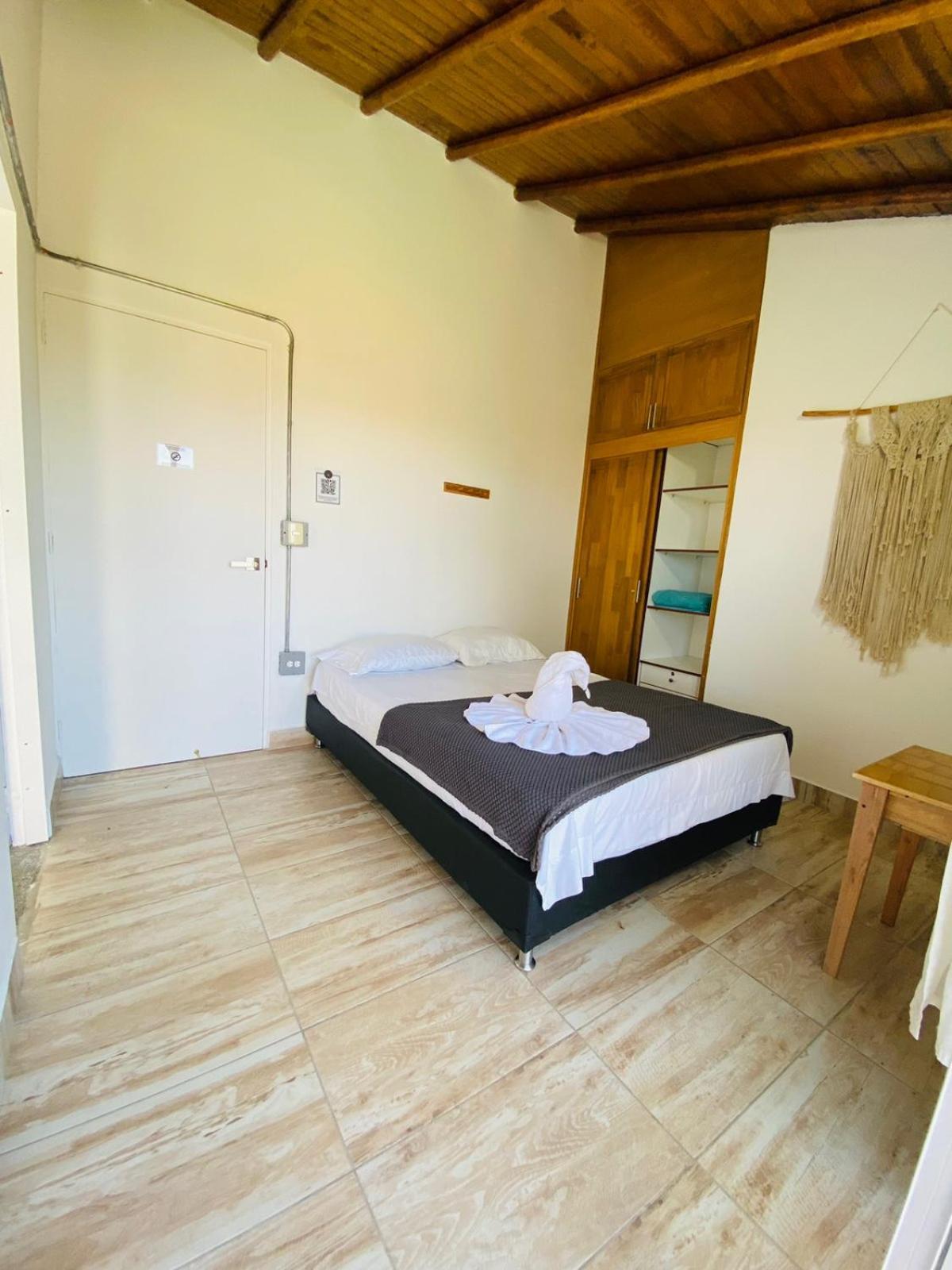La Madriguera Hotel Guatape Bagian luar foto
